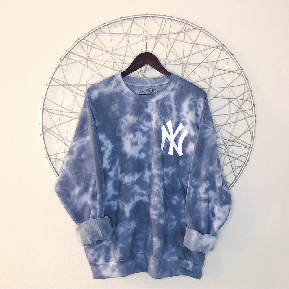 NEW custom tie dye New York Yankees sweatshirt
